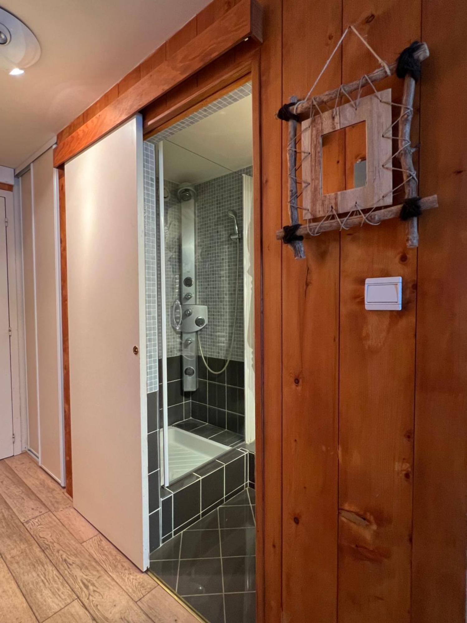 Dernier Etage Avec Vue Sur Les Montagnes Emplacement Exceptionnel Au Coeur De Val Thorens Ski Aux Pieds Prestations Incluses Exterior photo
